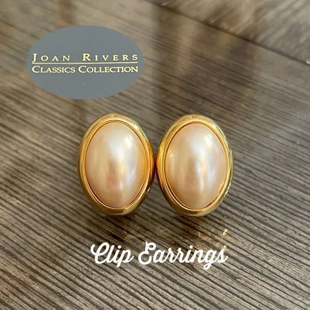 Vintage JOAN RIVERS Ivory / Cream Luster Faux Pearl Gold Tone Oval Clip Earrings